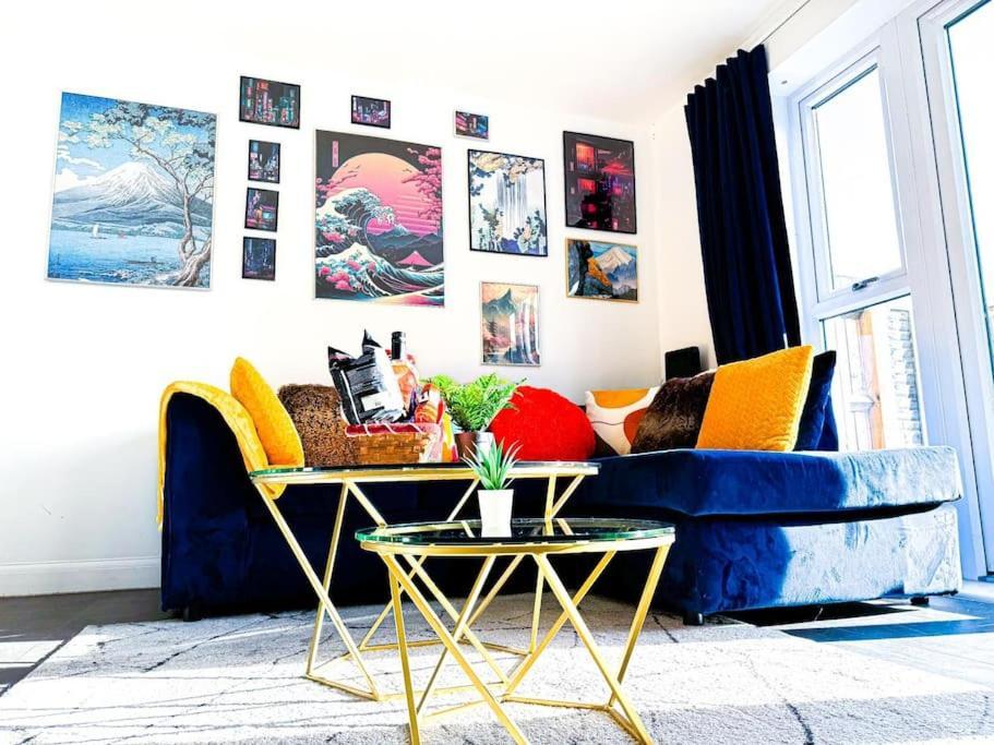 Contractors, Families, Tourists & Groups Welcome Sleeps Upto 9, Garden, Pet Allowed, Parking Included! Birmingham Eksteriør bilde